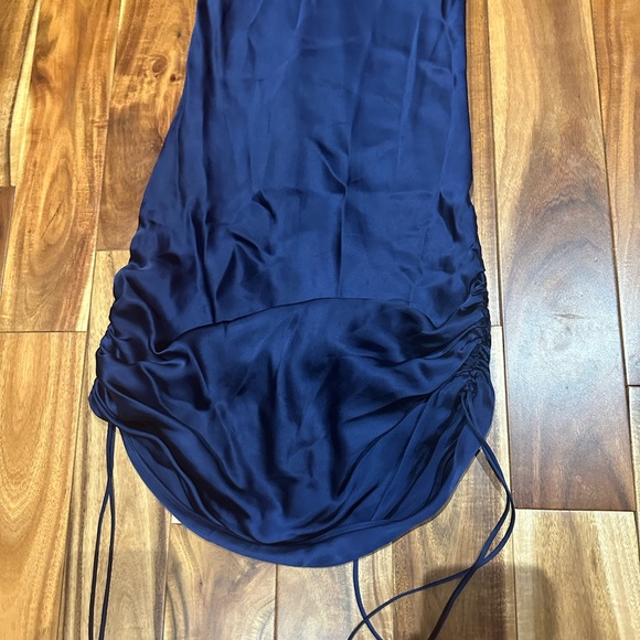 Aritzia Wilfred ruched slip dress - Picture 2 of 4